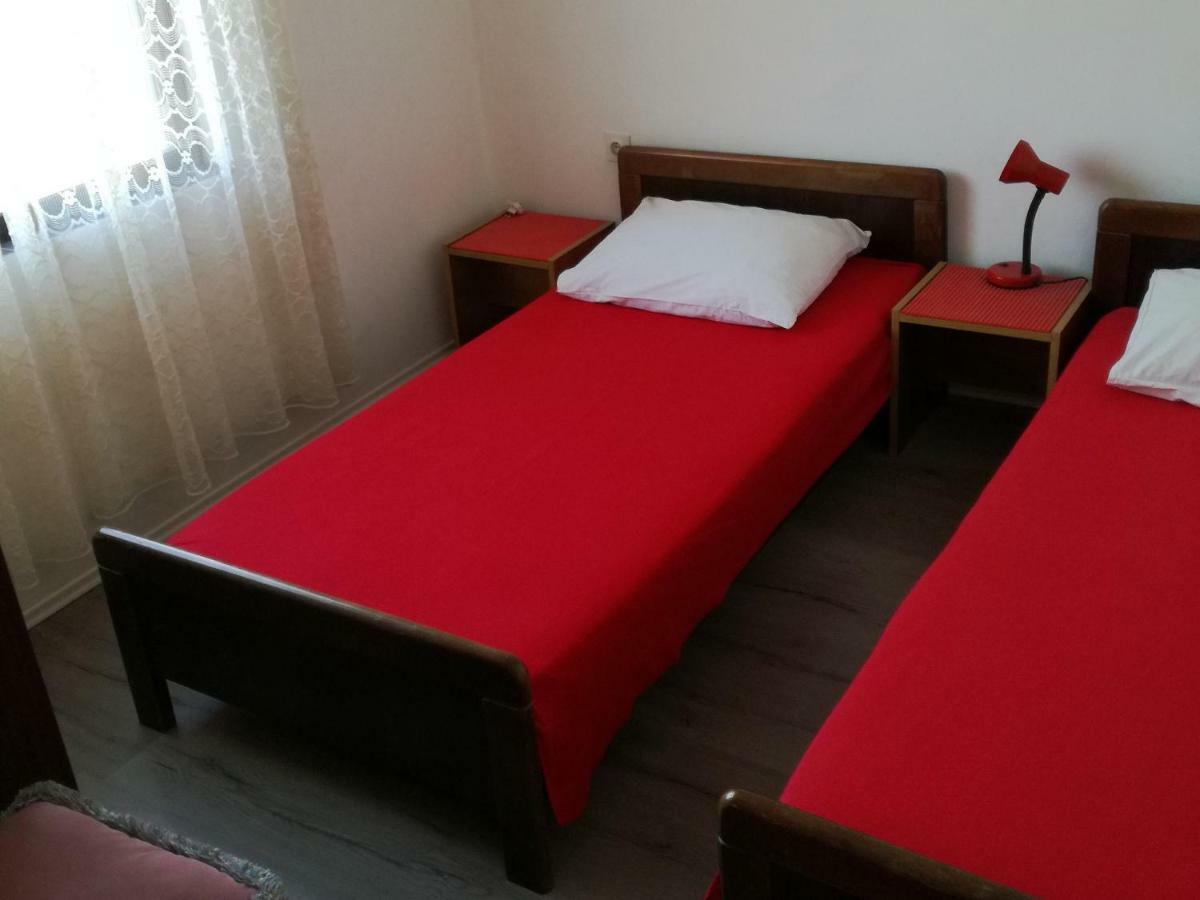 Apartments Luce-With Parking Nin Esterno foto