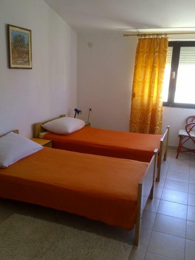 Apartments Luce-With Parking Nin Esterno foto